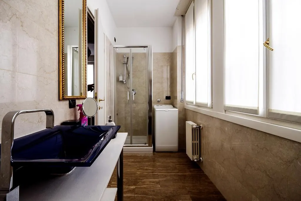 Milano Apartments